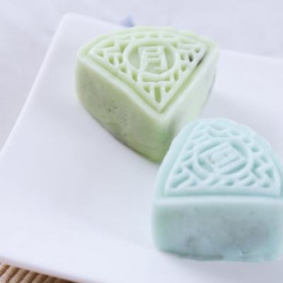 果盘傲剑苍穹送千元充值版下载